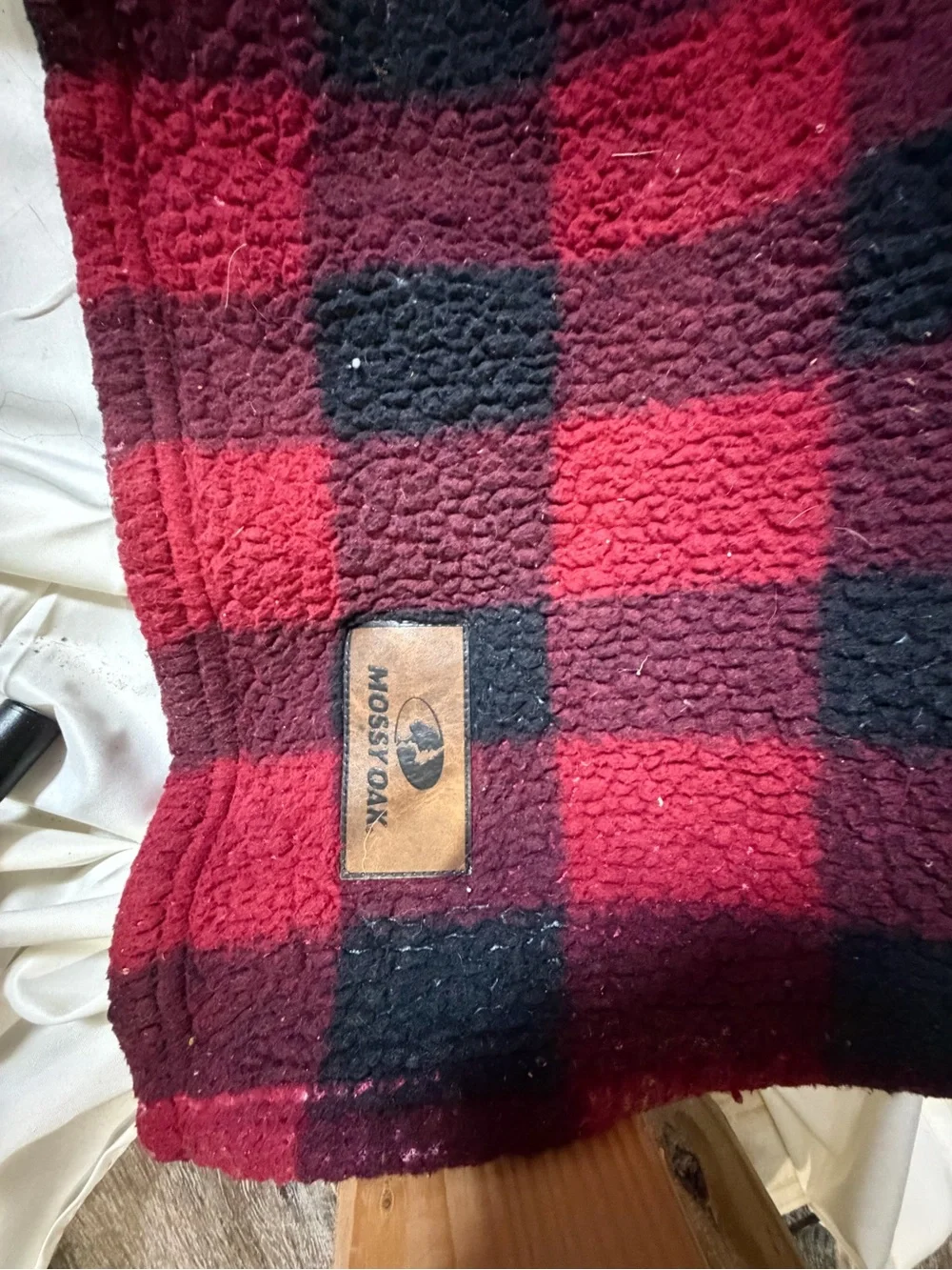 Mossy Oak Red and Black Buffalo Plaid Throw Blanket